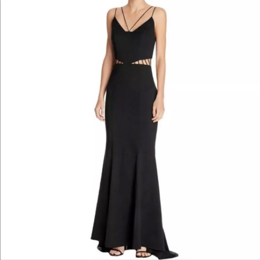 Jarlo Gown